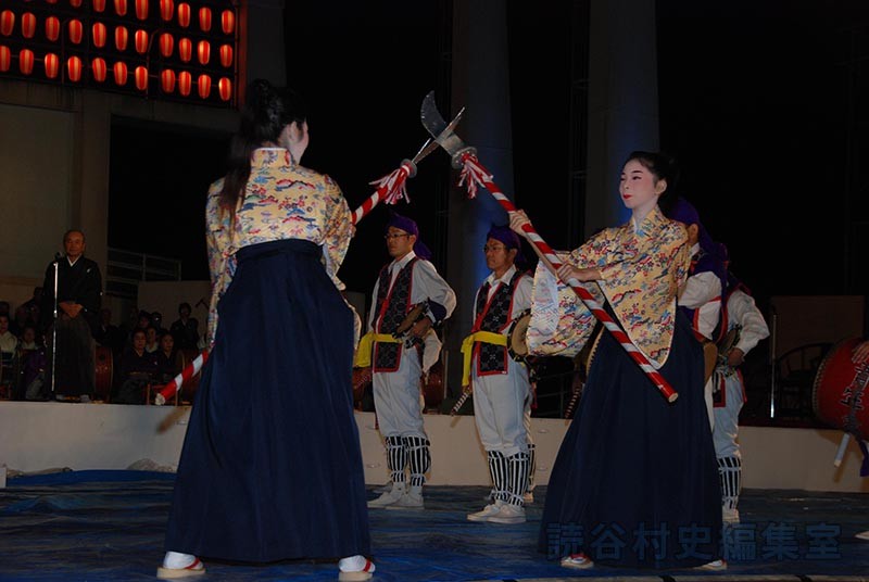 赤犬子入場　楚辺区（赤犬子琉球古典音楽大演奏会）