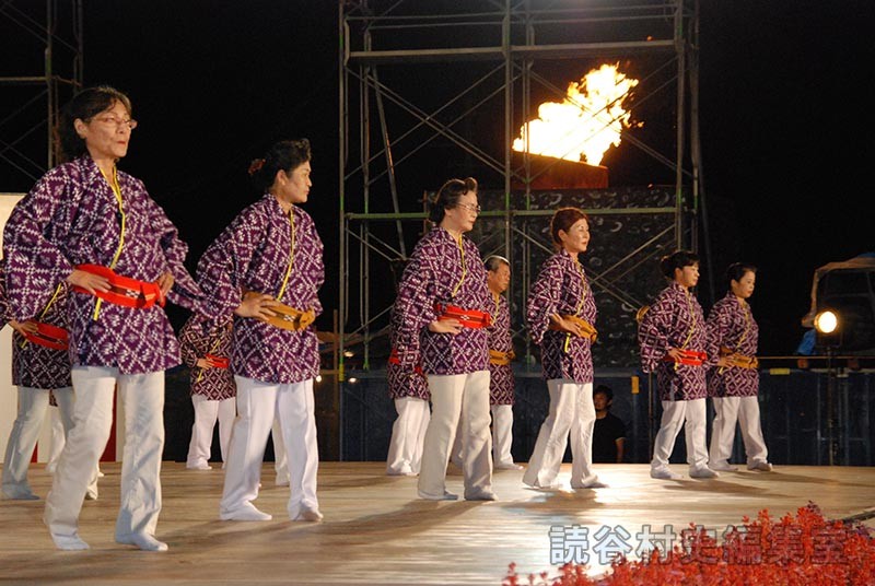 「宴」比謝村の唄（創作「進貢船」）