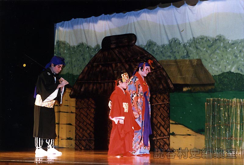 組踊「賢母三遷の巻」　古堅区（福祉センター）