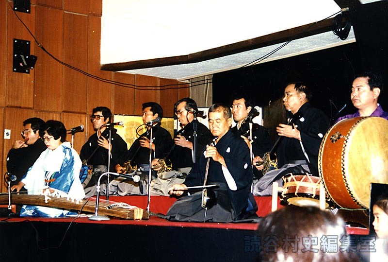 演奏（琉球舞踊発表会）