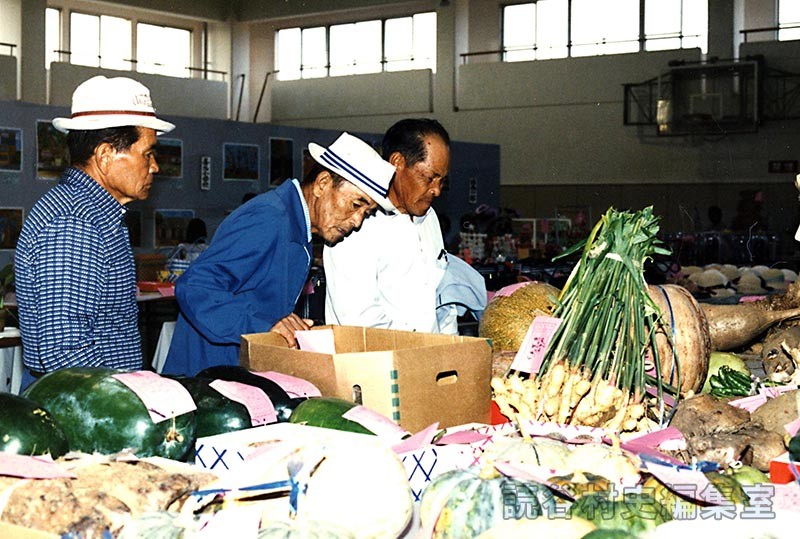 会場風景　総合作品展示会（体育センター）