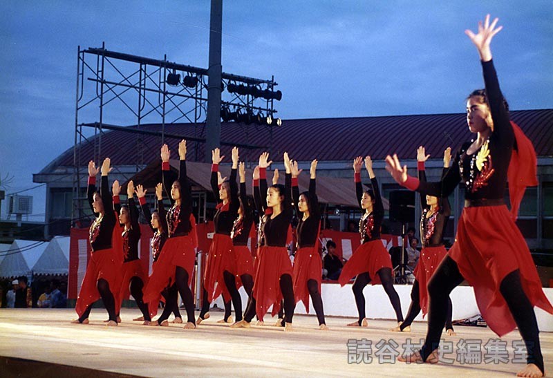 創作ダンス　読谷高校（ザ・躍動）