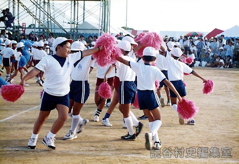 集団演技　村内小学校