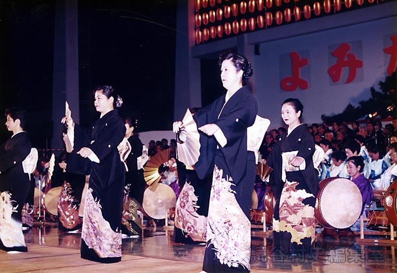 かぎやで風　村・字婦人会（赤犬子琉球古典音楽大演奏会）