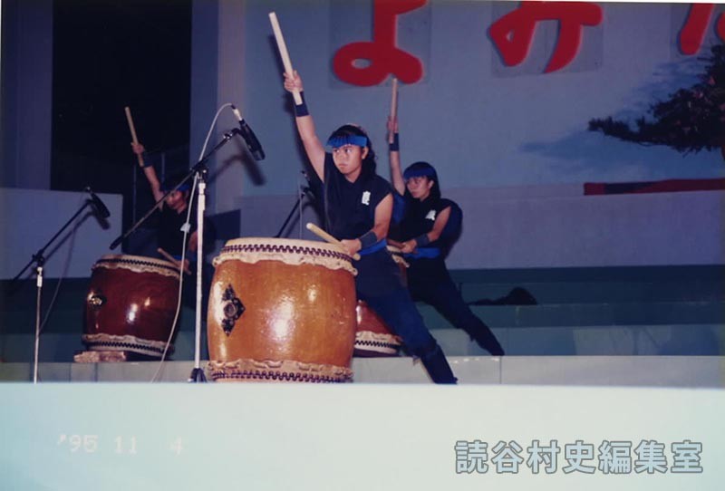 祝太鼓　残波大獅子太鼓（創作「進貢船」）