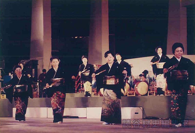 かぎやで風　村・字婦人会（赤犬子琉球古典音楽大演奏会）