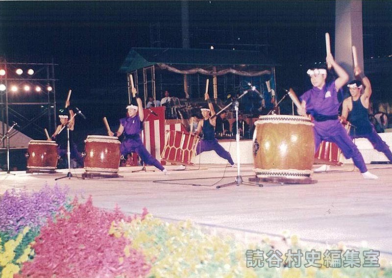 「迎」迎え太鼓　残波大獅子太鼓（創作「進貢船」）