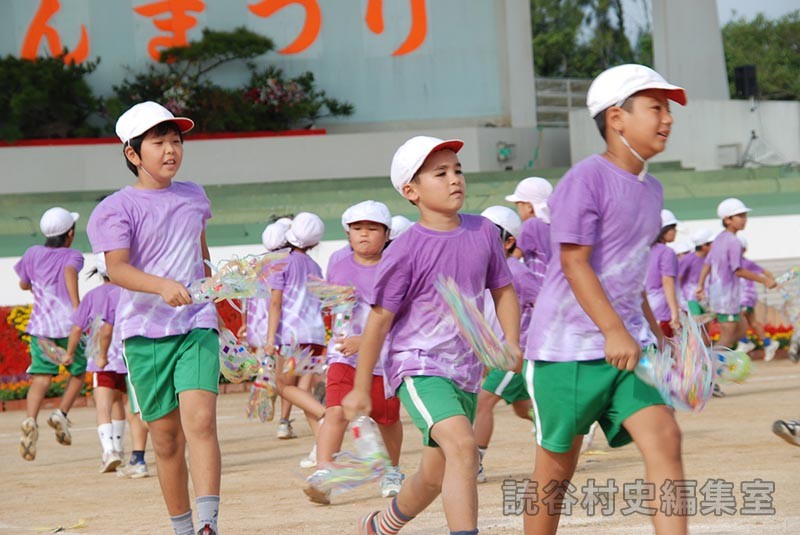 集団演技　村内小学校