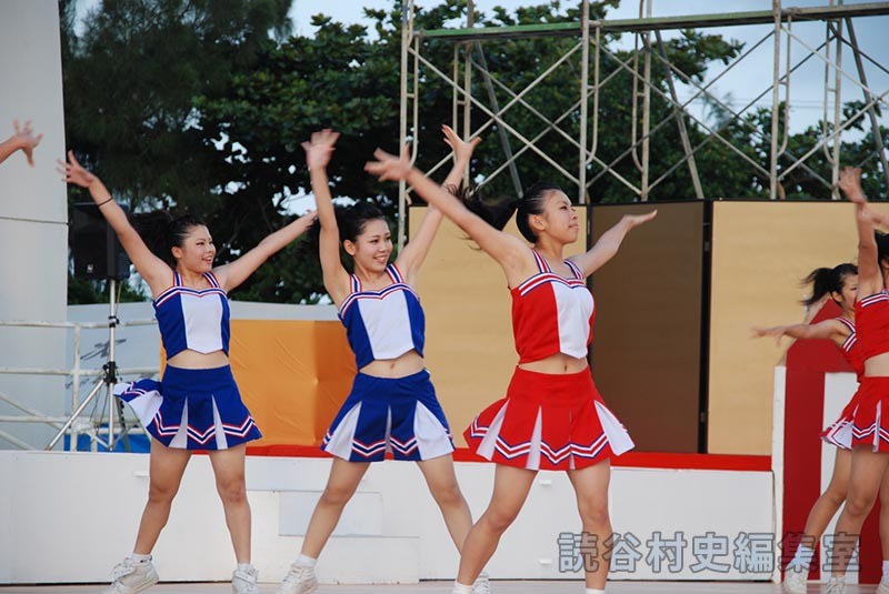 創作ダンス　読谷高校ダンス部