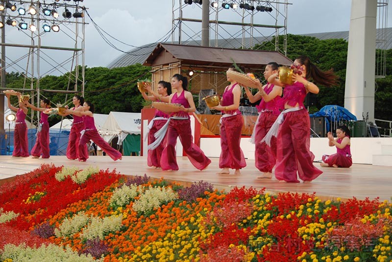 創作ダンス　読谷高校ダンス部