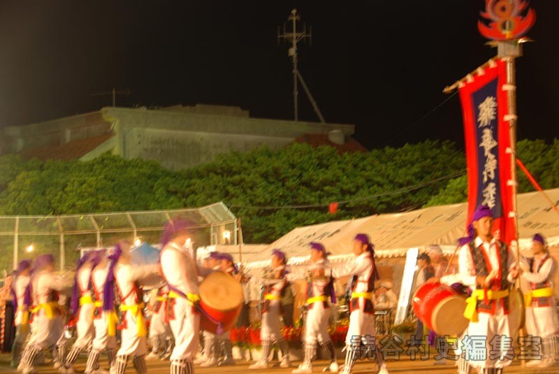 赤犬子入場　楚辺区（赤犬子琉球古典音楽大演奏会）