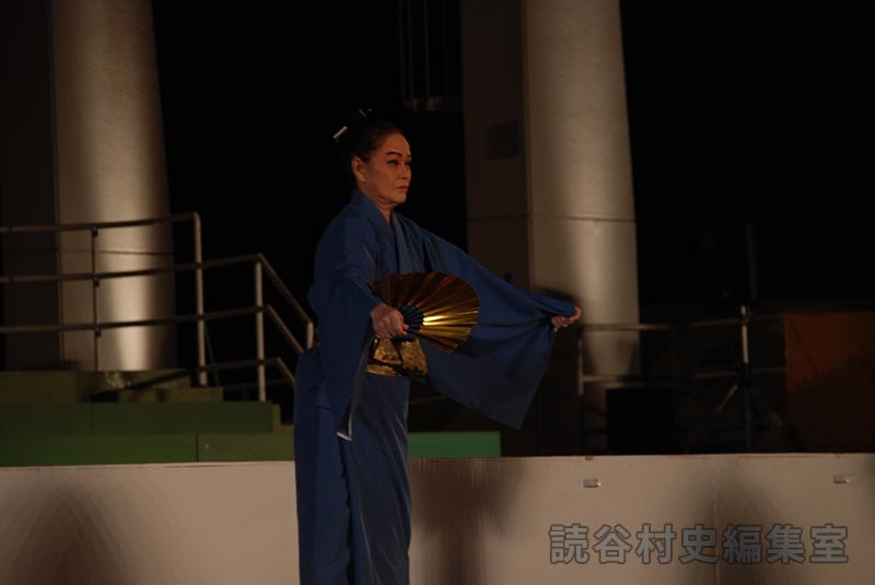 「宴」秋の踊り　嘉手苅林一・幸代琉舞研究所（創作「進貢船」）