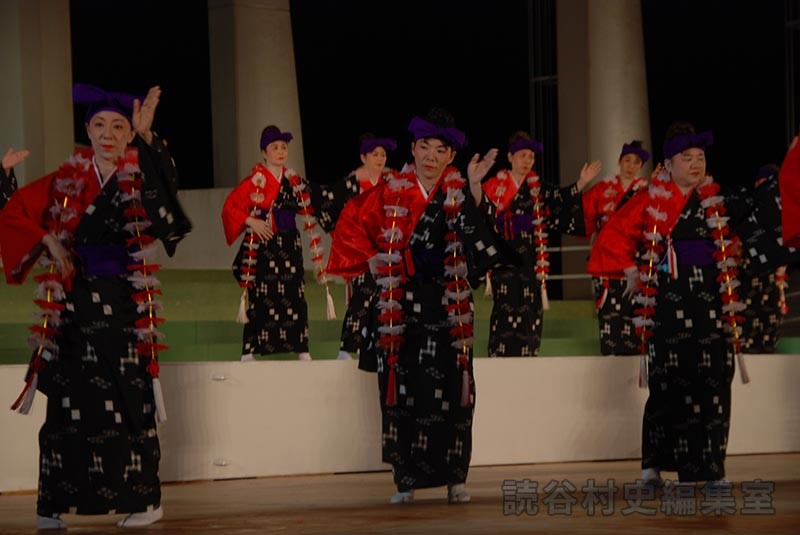 「送」貫花　字婦人会（創作「進貢船」）