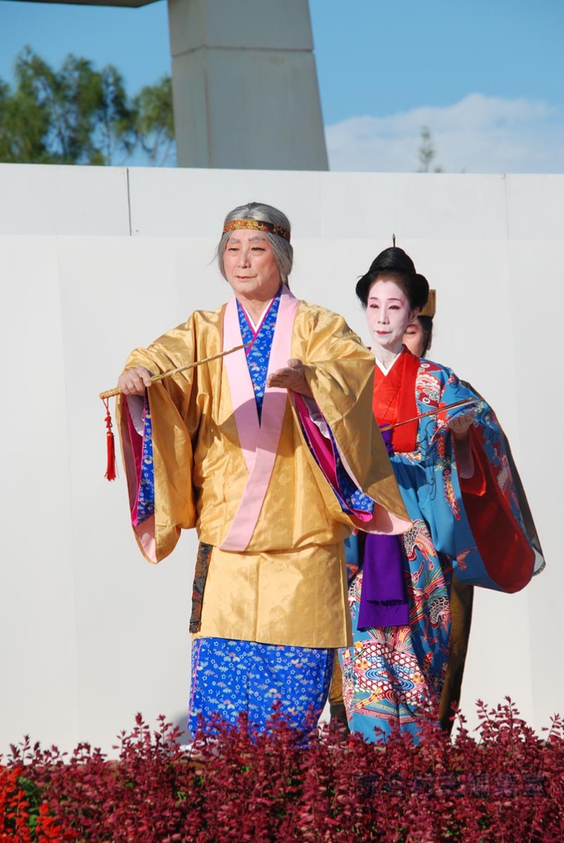 舞踊（村制100周年記念祝賀）