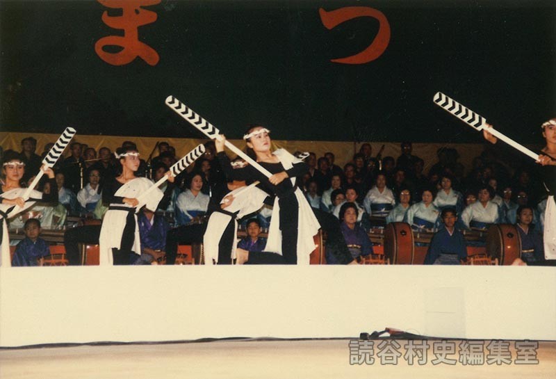 黒潮の舞　読谷高校（赤犬子琉球古典音楽大演奏会）