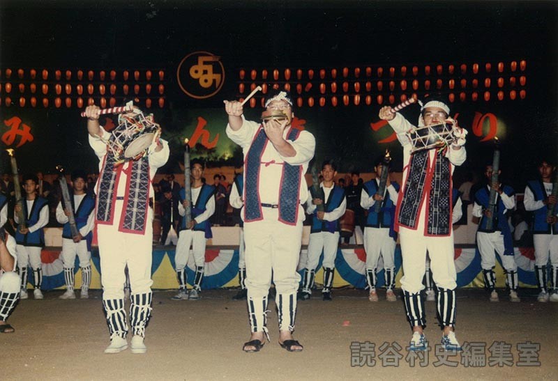 伝統芸能　棒術　波平区（創作「進貢船」）