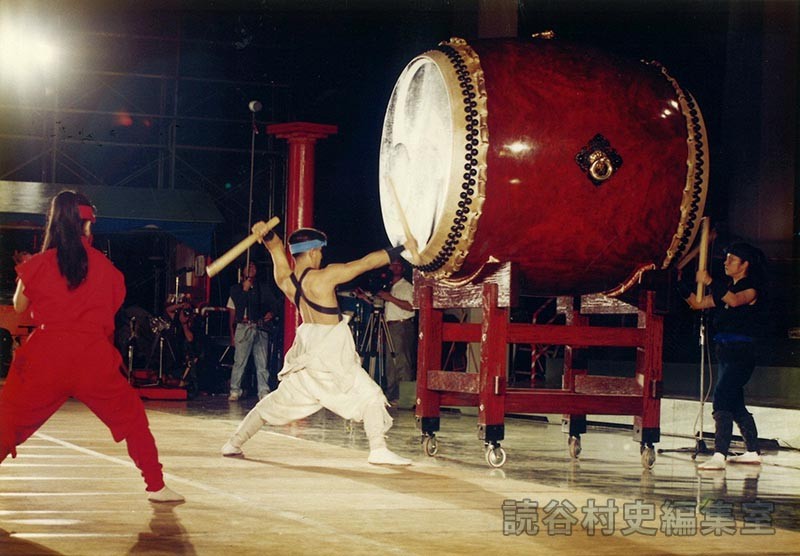 祝太鼓　残波大獅子太鼓（創作「進貢船」）