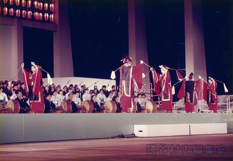 若衆ゼイ　新垣満子琉舞研究所（赤犬子琉球古典音楽大演奏会）