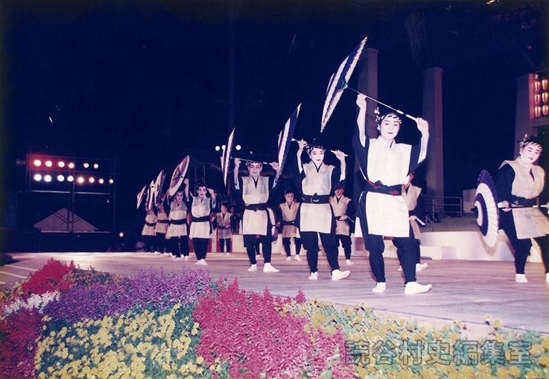 「宴」舞踊（創作「進貢船」）