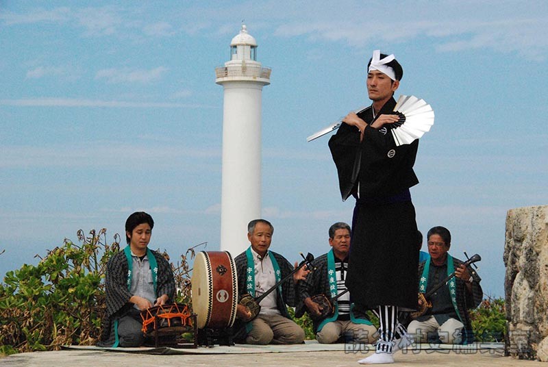 舞踊　宇座弦結会（泰期舞踊奉納　残波岬）