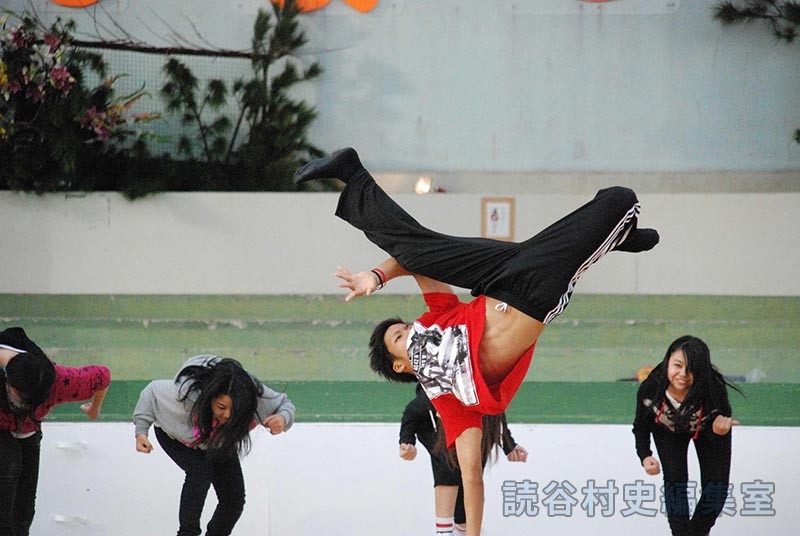 創作ダンス　読谷高校ダンス部