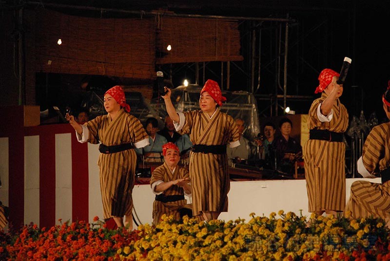 「宴」マミドーマー（稲しり節）　稲嶺盛秀・末子琉舞道場（創作「進貢船」）