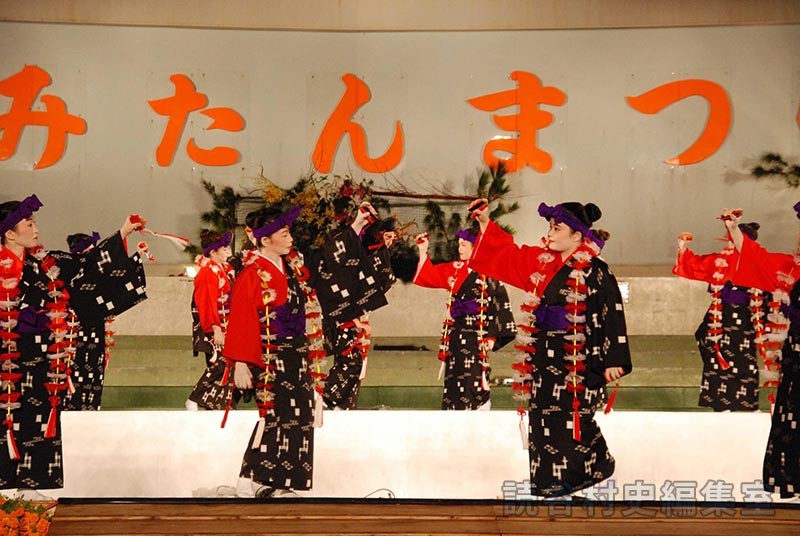 「送」貫花　字婦人会（創作「進貢船」）