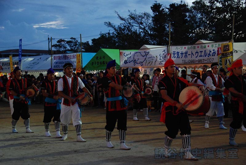 「航」棒術（スー巻）　波平区（創作「進貢船」）