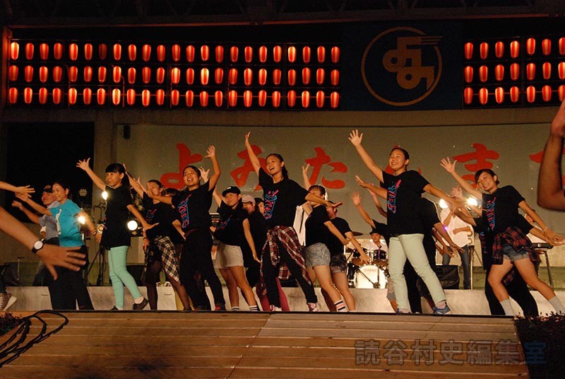 ダンス（前夜祭）