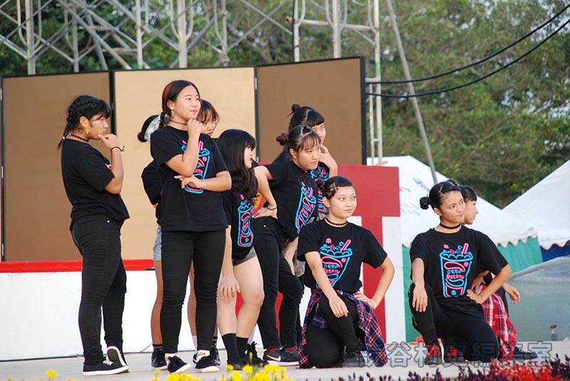 創作ダンス　読谷高校ダンス部