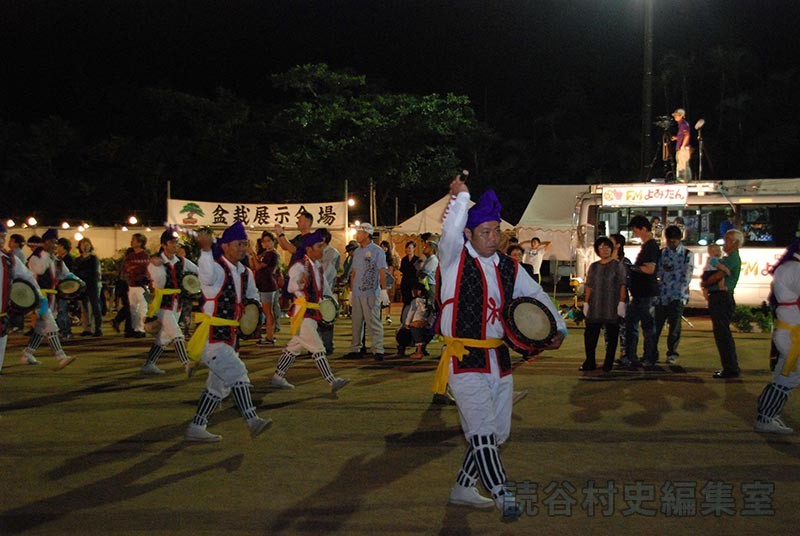 赤犬子入場　楚辺区（赤犬子琉球古典音楽大演奏会）