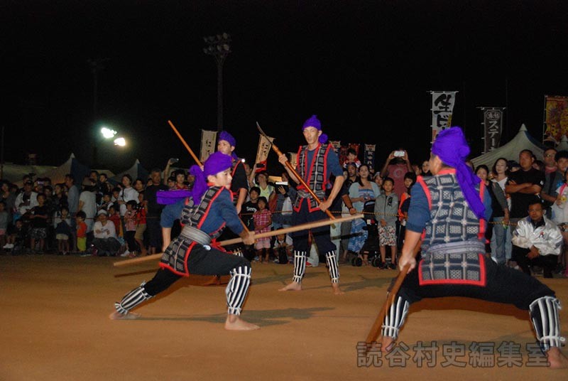 「航」棒術（スー巻）　座喜味区（創作「進貢船」）